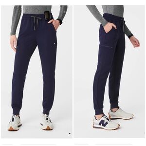 Figs Women’s Petite High Waisted Uman Relaxed Jogger Scrub Pants Navy Nurse Sm